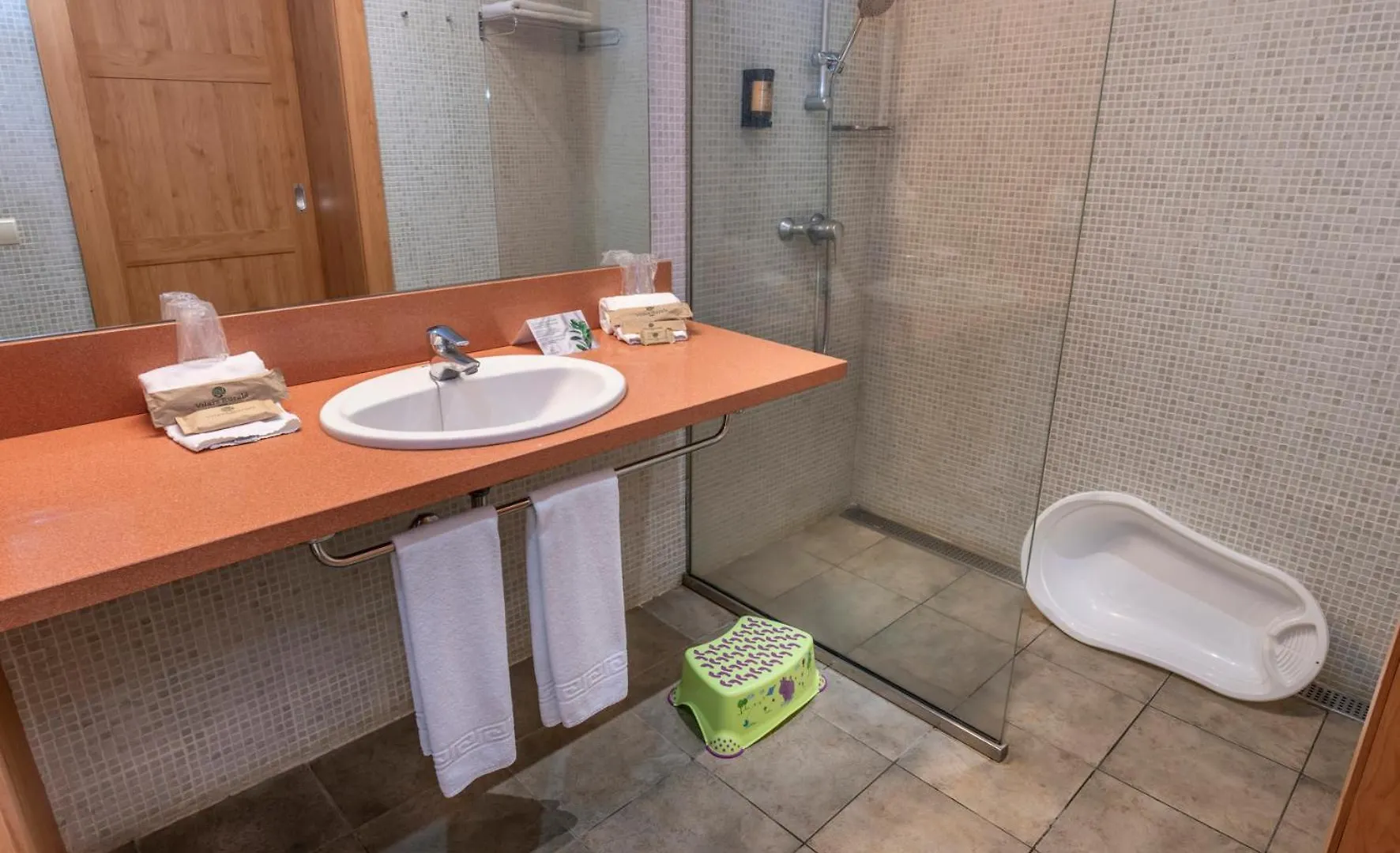 Vilar Rural De Sant Hilari Sacalm Hotel
